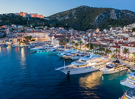yachts