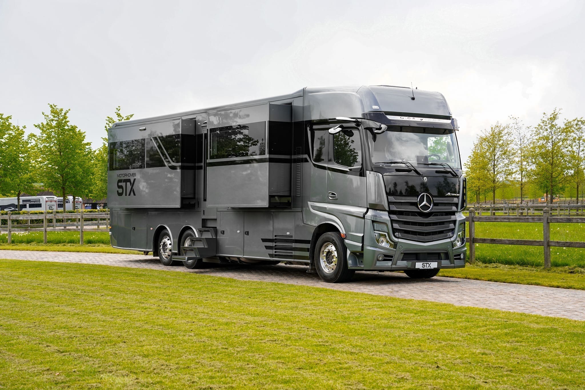 STX 4 Pop-Out