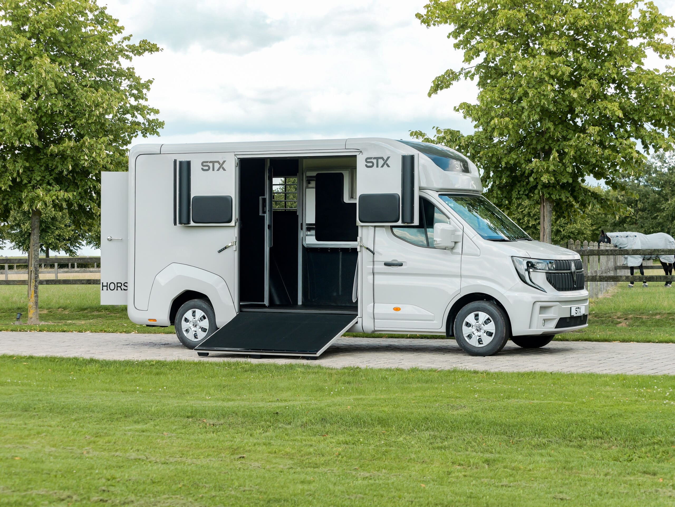 Stephex Horse Trucks: Meeting Growing Business and Breeding Needs